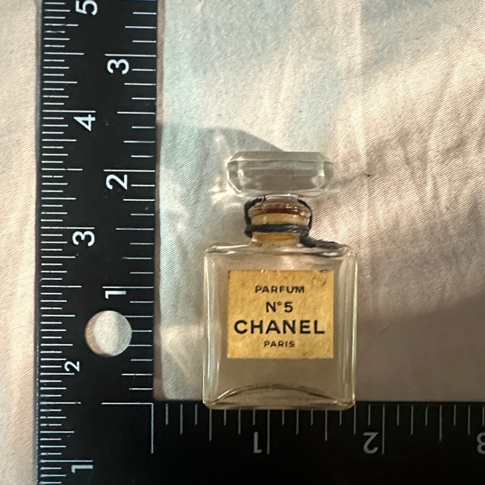 CHANEL No. 5 Parfum Mini Bottle with Gold Label vintage
